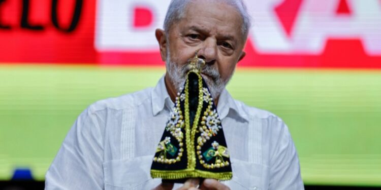 “mexer-com-nossa-senhora-aparecida-nao-e-aceitavel”,-diz-lula
