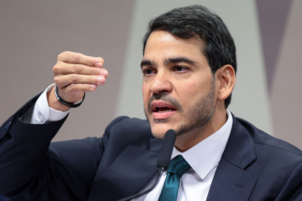 messias-defende-cnbb-e-condena-“ataques-e-agressoes”-de-flavio-bolsonaro