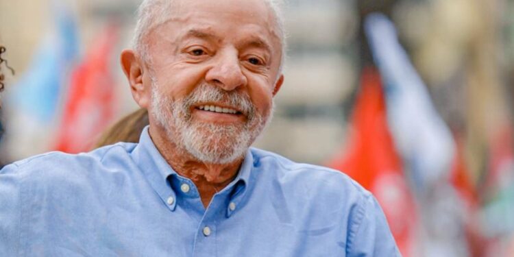 gestao-lula-e-desaprovada-por-51,4%-e-aprovada-por-45,8%,-diz-vox