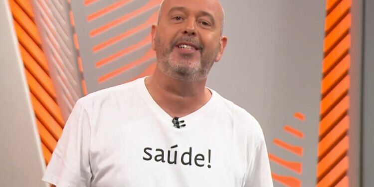 alex-escobar-volta-a-globo-e-apresenta-programa-pela-1a-vez-apos-passar-mal