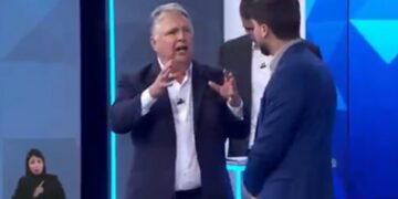 em-debate,-garotinho-cita-programa-“leitinho-feliz”-e-faz-adversarios-rirem