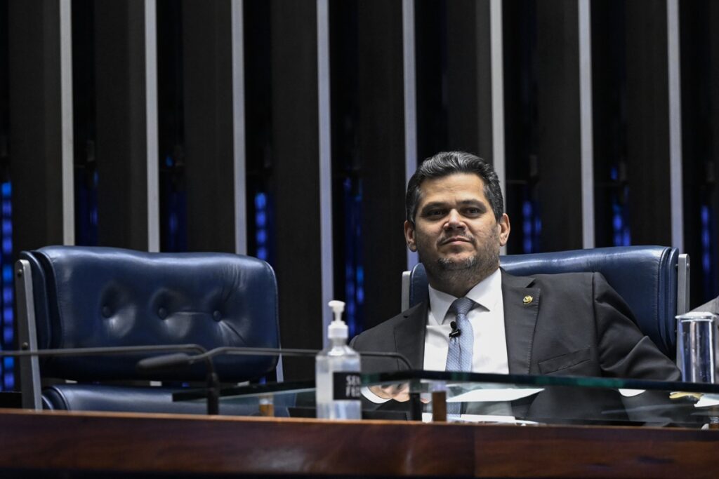 pec-6×1-entra-em-pauta-no-senado,-mas-sob-o-risco-de-nao-avancar