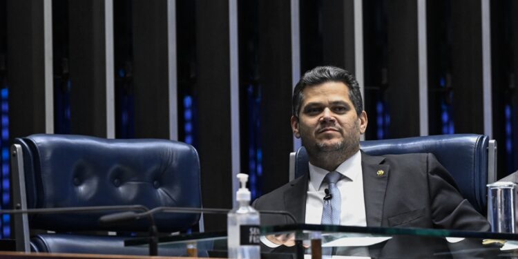 pec-6×1-entra-em-pauta-no-senado,-mas-sob-o-risco-de-nao-avancar