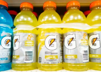 gatorade-recolhe-122-mil-caixas-de-bebida-por-corante-nao-declarado-nos-eua