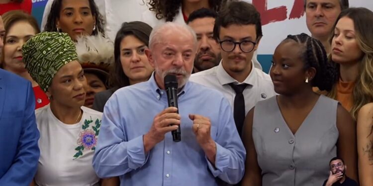 lula-chama-de-“acordo-leonino”-projeto-para-trabalhador-negociar-com-patrao