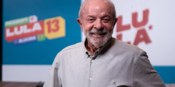 lula-publica-video-para-eleitores-“que-nao-fazem-o-l-nem-arminha”