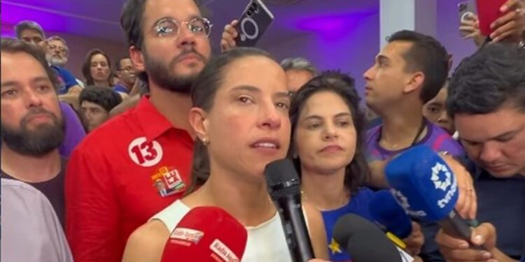 reeleita-em-pernambuco,-raquel-lyra-adota-neutralidade-entre-flavio-e-lula