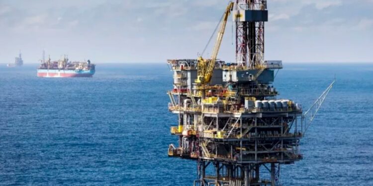 anp:-leilao-arrecada-r$-3-bilhoes-com-a-venda-de-49-blocos-de-petroleo