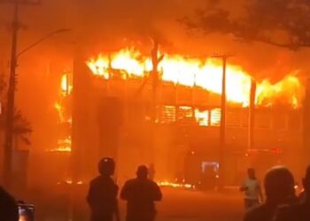 incendio-na-ufpe-causou-“grandes-danos”-ao-predio,-diz-universidade