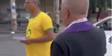 padre-questiona-homem-que-distribuia-panfletos-com-‘fake-news’-na-grande-bh