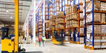 intralogistica-deixa-de-ser-operacao-de-bastidor-e-passa-a-definir-a-experiencia-de-compra