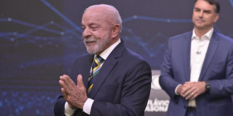 lula-diz-que-“flavio-anda-lendo-as-coisas-que-o-governo-esta-fazendo”