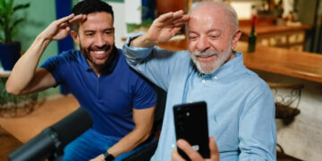 em-live-com-janones,-lula-pede-mobilizacao-“ate-o-ultimo-voto”