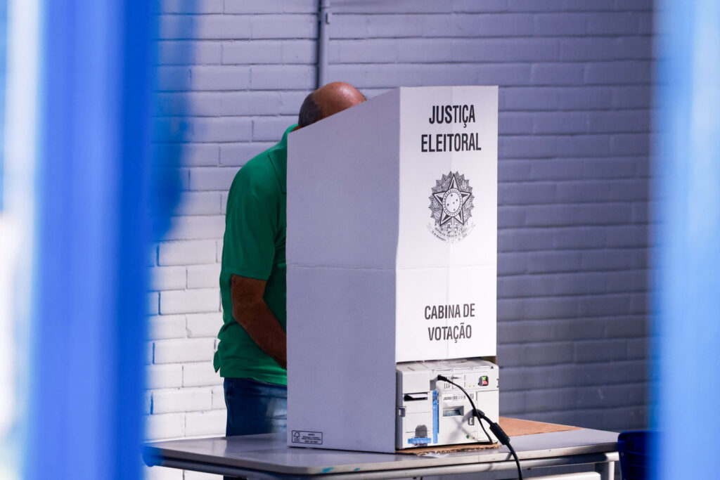 eleicoes:-sudeste-teve-a-maior-queda-de-abstencao-do-pais-no-2°-turno