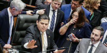 promessas-de-alcolumbre-geram-desconfianca-na-oposicao-e-no-governo