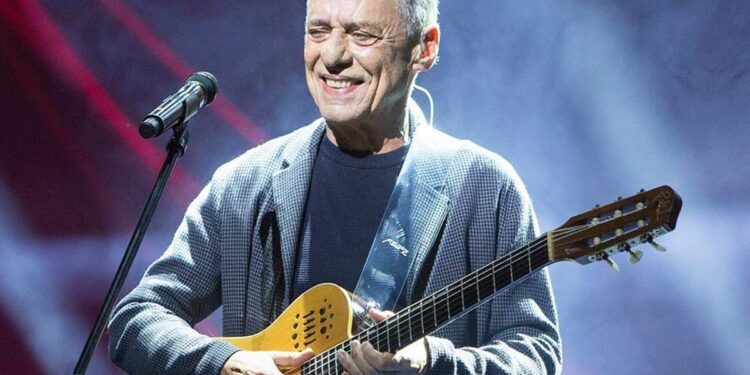 entenda-por-que-chico-buarque,-gil-e-djavan-processaram-deputada-do-pl